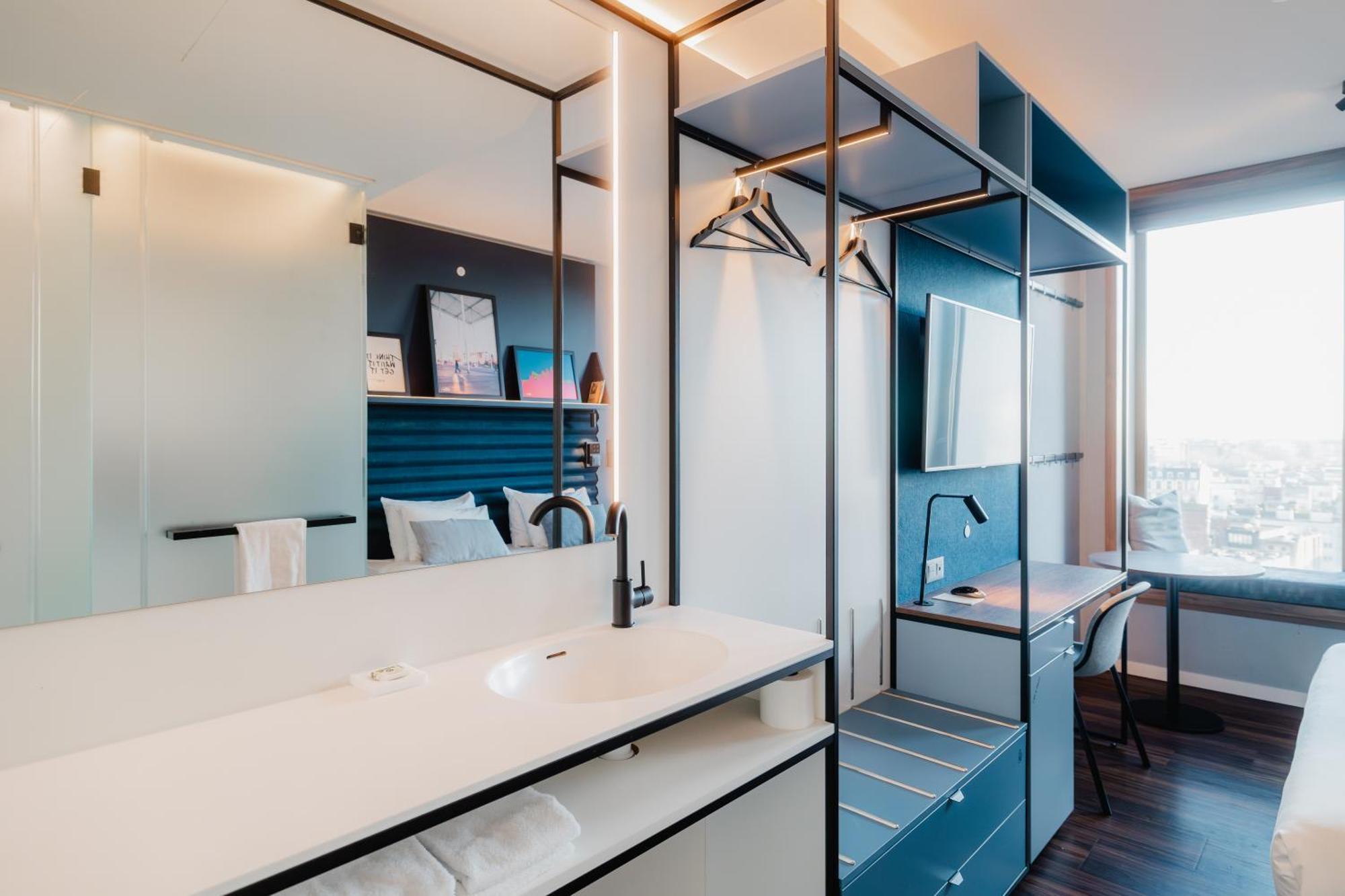 A-stay Hotel